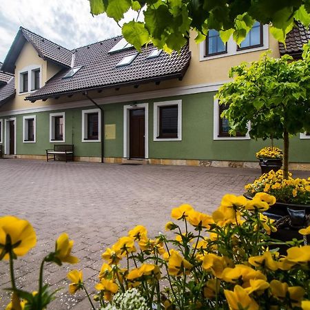 Penzion Helga Zdar  Eksteriør bilde